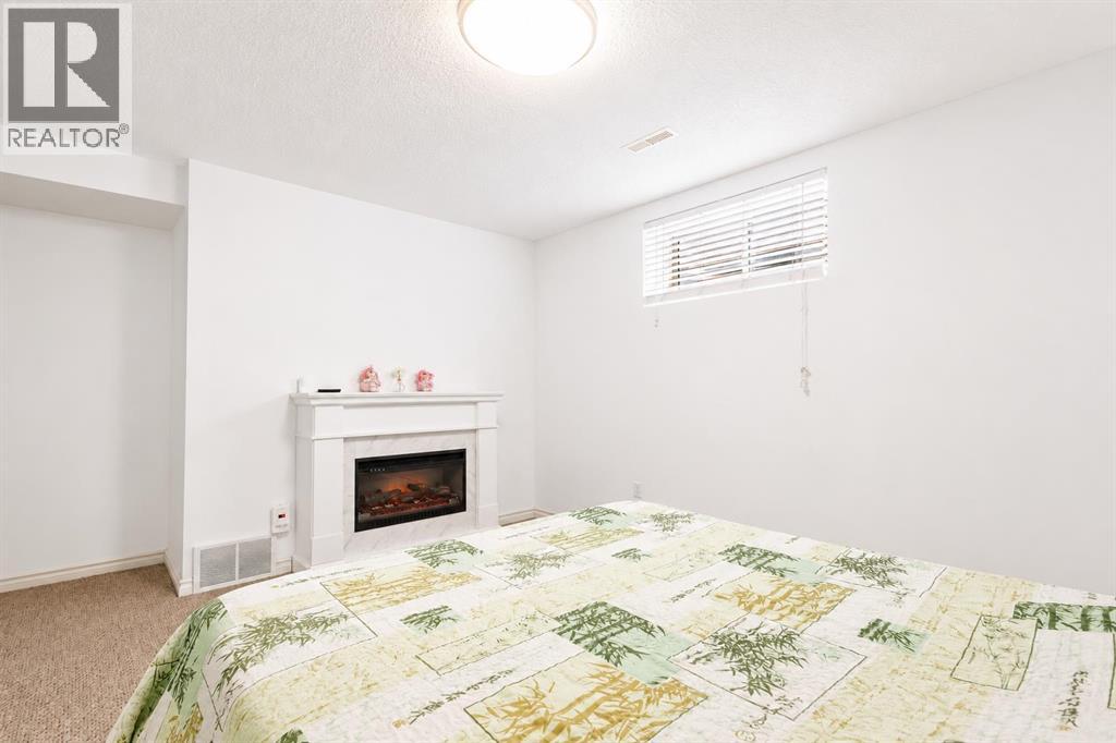 821 Auburn Bay Boulevard SE, Calgary, Alberta  T3M 0H5 - Photo 39 - A2324832