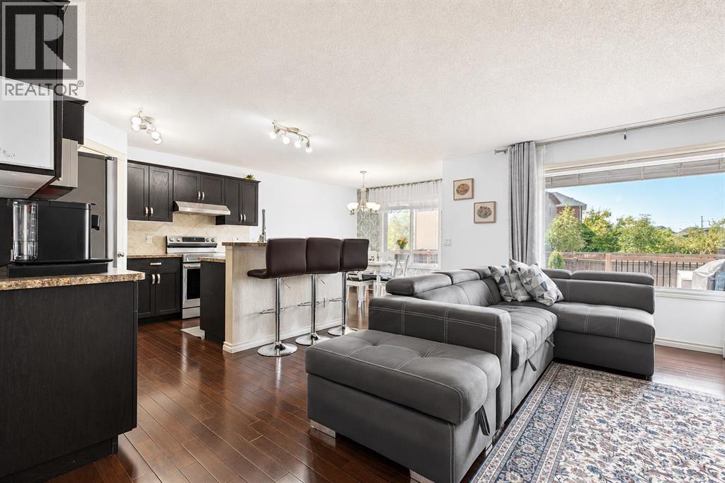 821 Auburn Bay Boulevard SE, Calgary, Alberta  T3M 0H5 - Photo 5 - A2324832