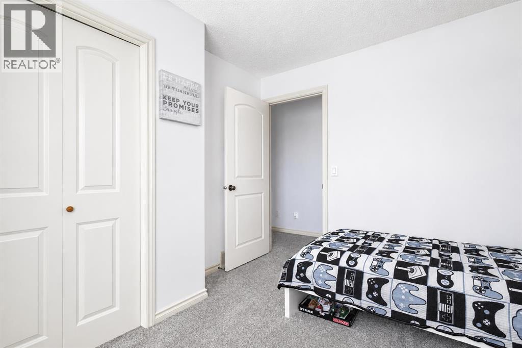 821 Auburn Bay Boulevard SE, Calgary, Alberta  T3M 0H5 - Photo 31 - A2324832