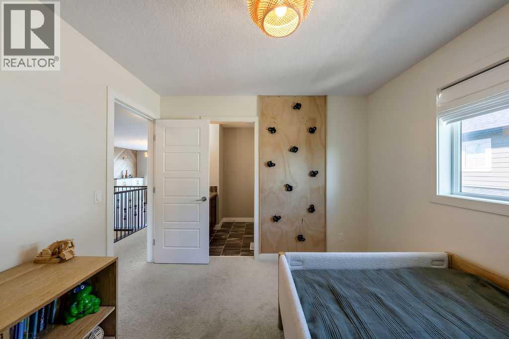 148 Rainbow Falls Glen, Chestermere, Alberta  T1X 0S5 - Photo 31 - A2329472