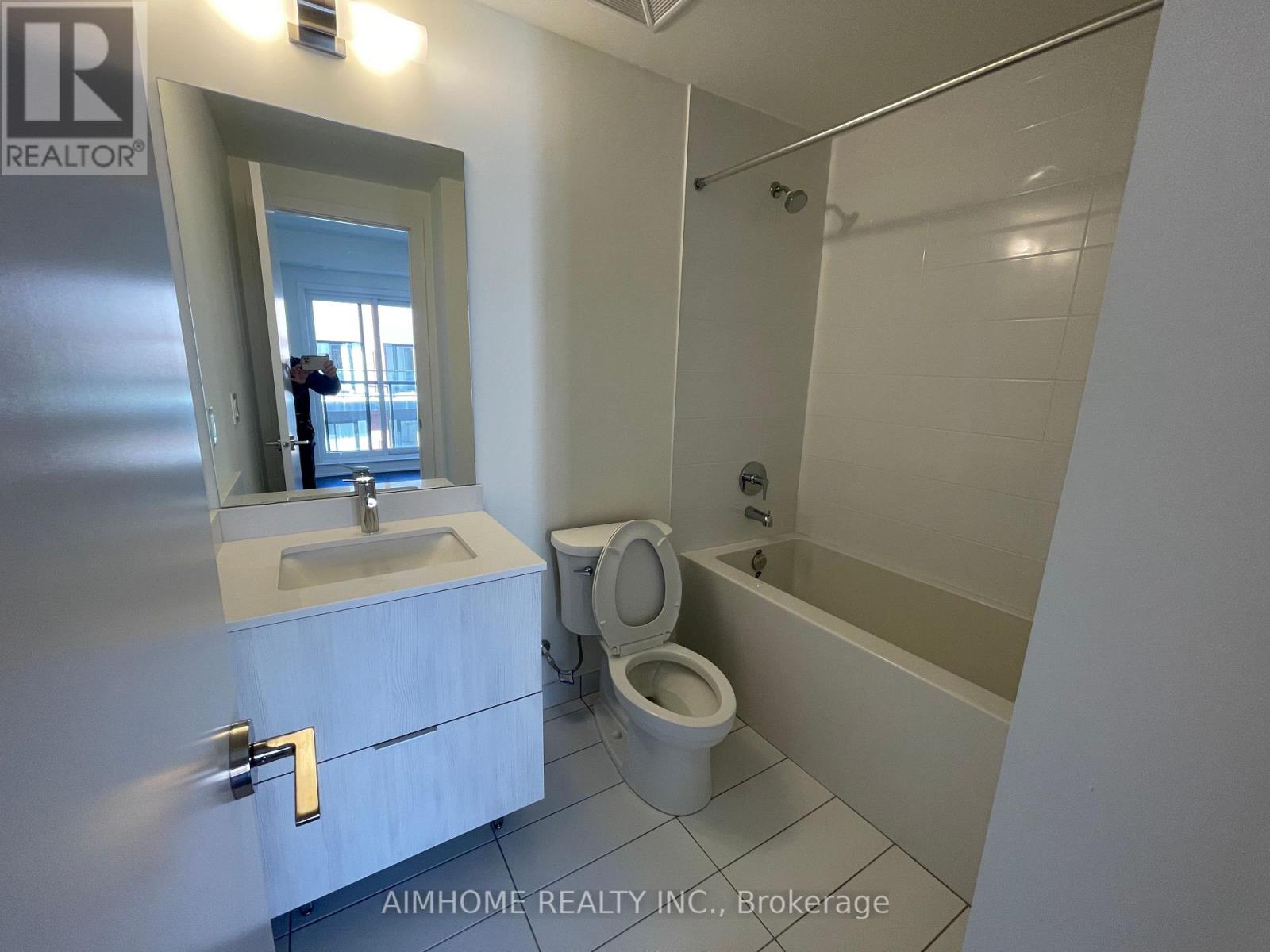 1031 - 14 David Eyer Road, Richmond Hill, Ontario  L4S 0N4 - Photo 16 - N13624274