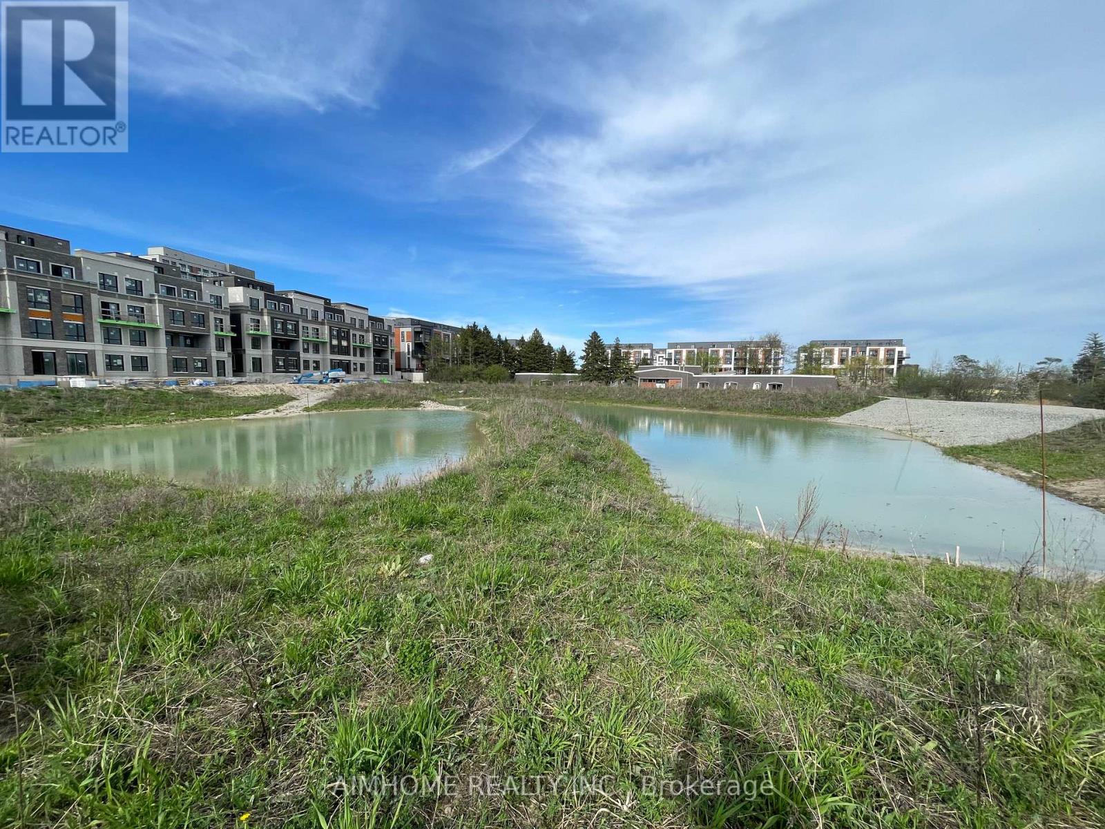 1031 - 14 David Eyer Road, Richmond Hill, Ontario  L4S 0N4 - Photo 6 - N13624274