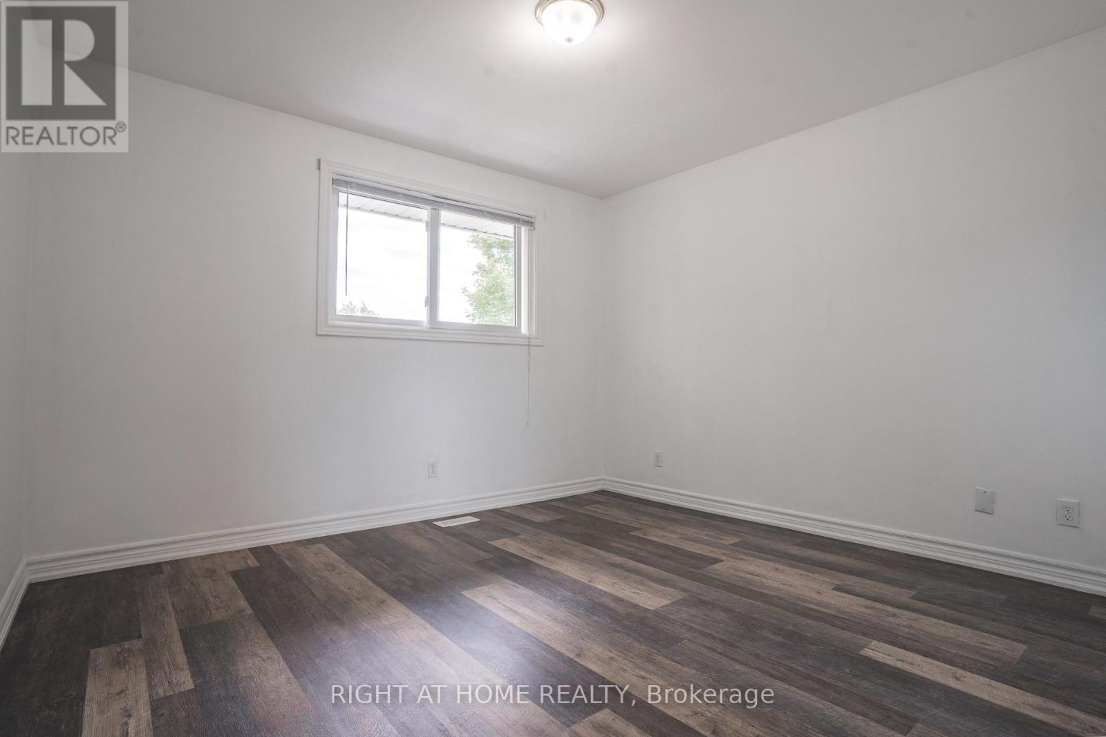 Upper - 695 Glen Forrest Boulevard, Waterloo, Ontario  N2L 4K7 - Photo 17 - X13492270