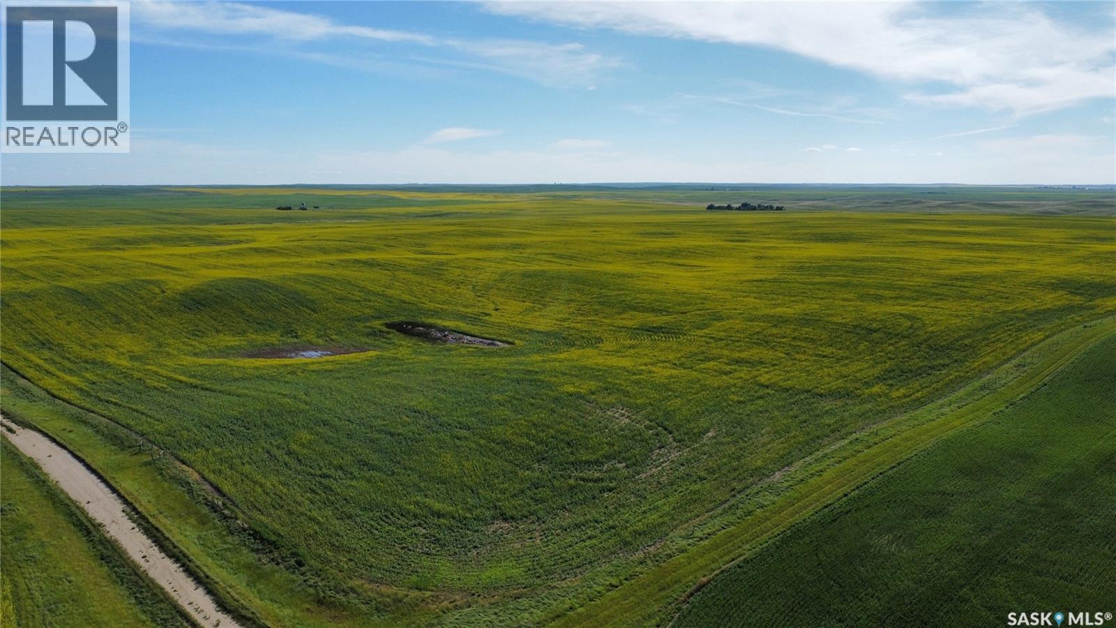 Austin Family Farm, Enterprise Rm No. 142, Saskatchewan S0N 0C6 - Photo 3 - SK027971
