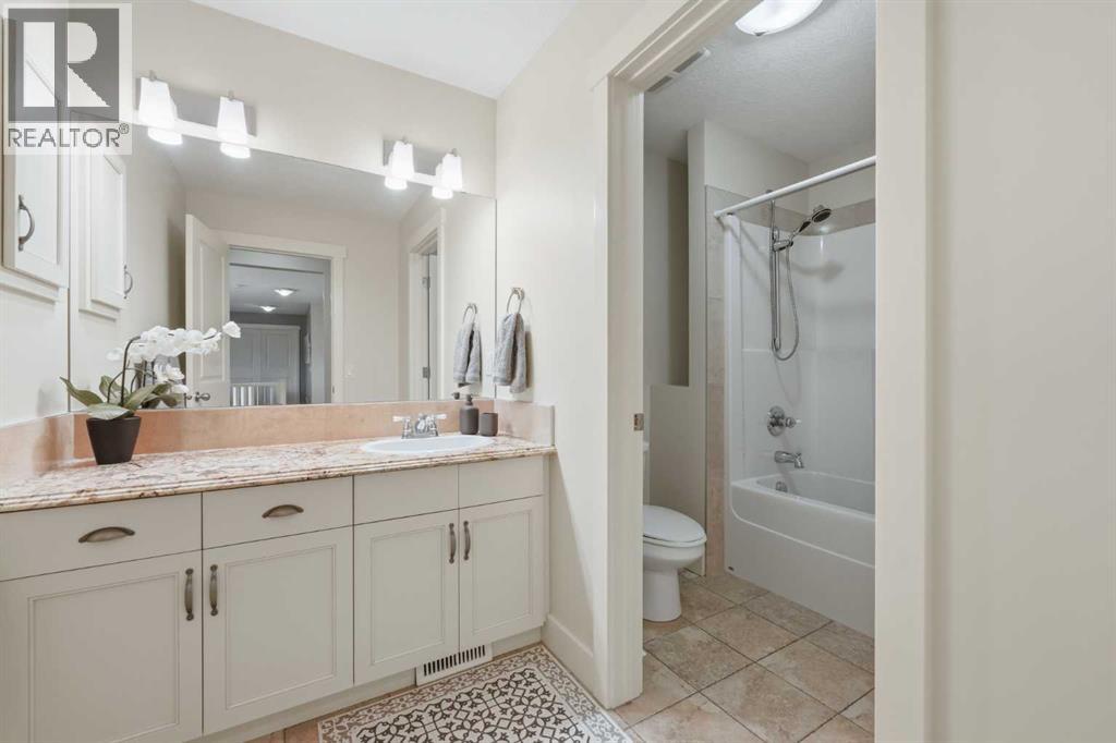8216 9 Avenue SW, Calgary, Alberta  T3H 0C2 - Photo 32 - A2332270