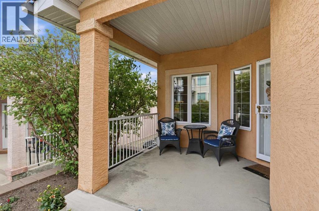 206 Scimitar Heath NW, Calgary, Alberta  T3L 2E1 - Photo 4 - A2323208