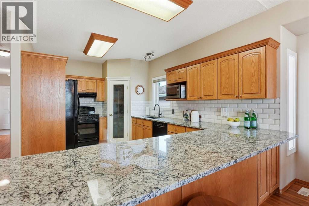 206 Scimitar Heath NW, Calgary, Alberta  T3L 2E1 - Photo 15 - A2323208