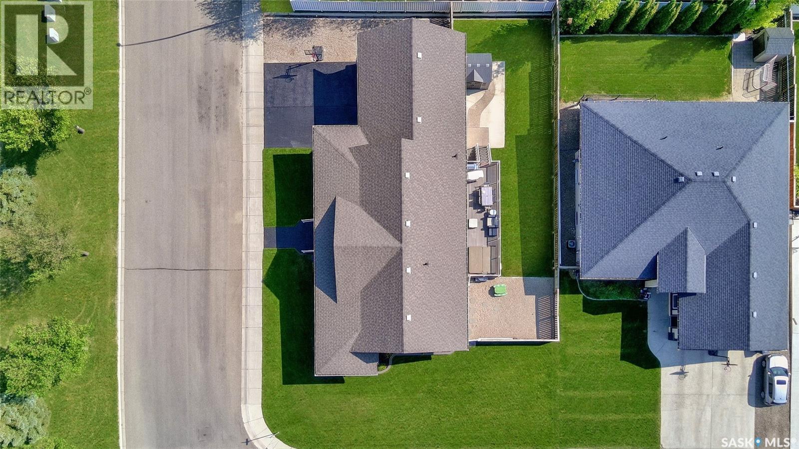 702 Cooper Drive, Swift Current, Saskatchewan S9H 2A8 - Photo 37 - SK044129