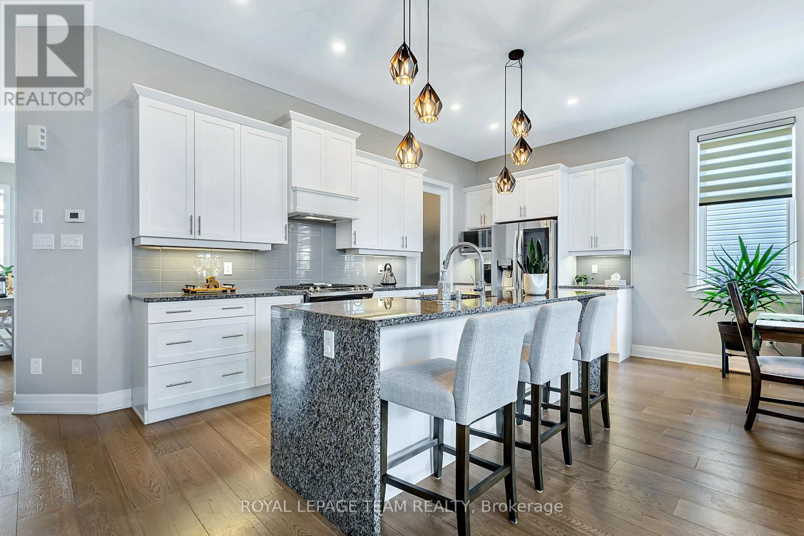 664 Cobalt Street, Clarence-Rockland, Ontario  K4K 0L8 - Photo 11 - X13632010