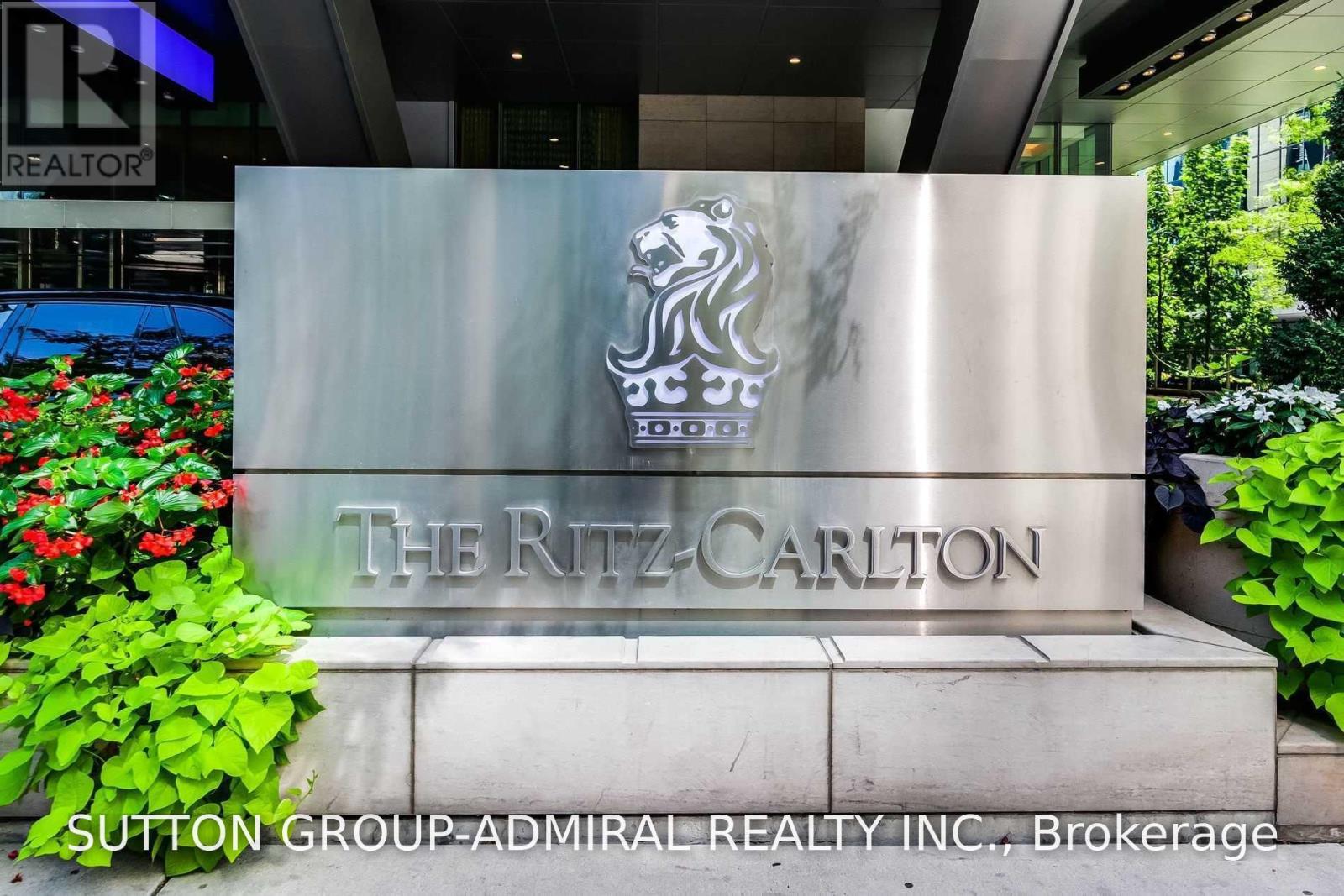 2202 - 183 Wellington Street W, Toronto, Ontario  M5V 0A1 - Photo 21 - C13632016