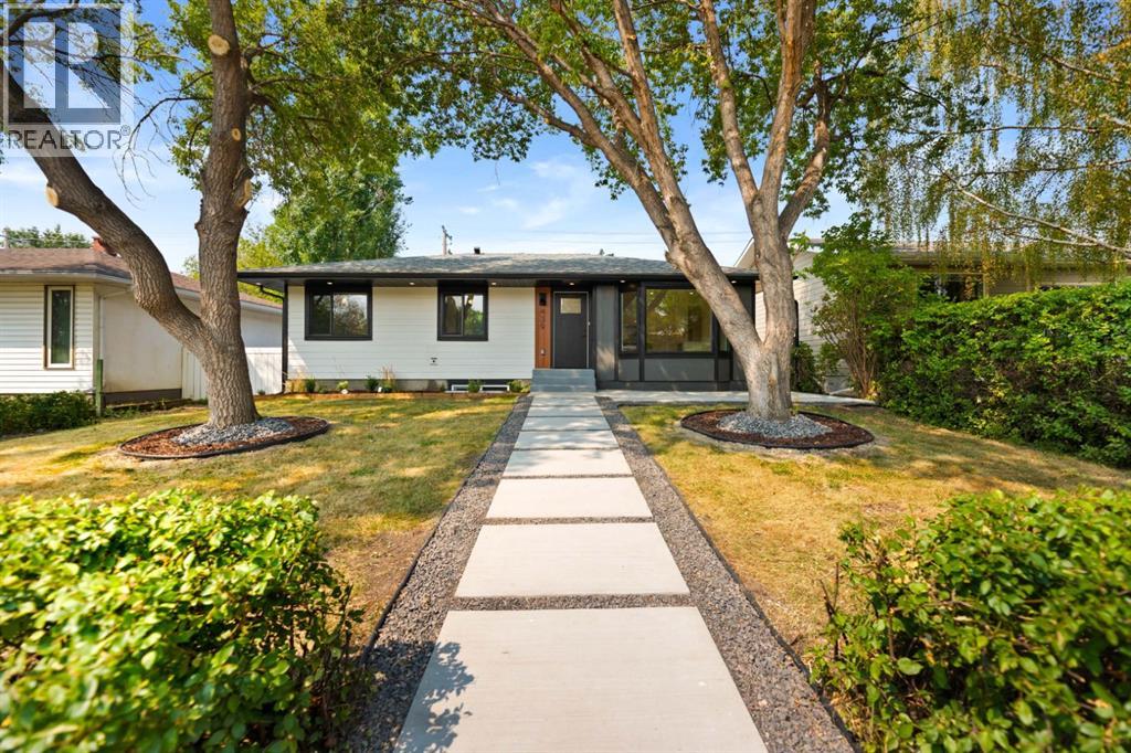 439 Arlington Drive SE, Calgary, Alberta