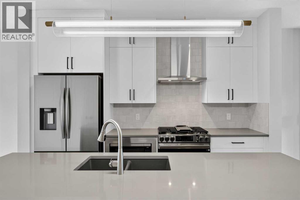 22 Chinook Winds Court SW, Airdrie, Alberta  T4B 5X6 - Photo 10 - A2334349