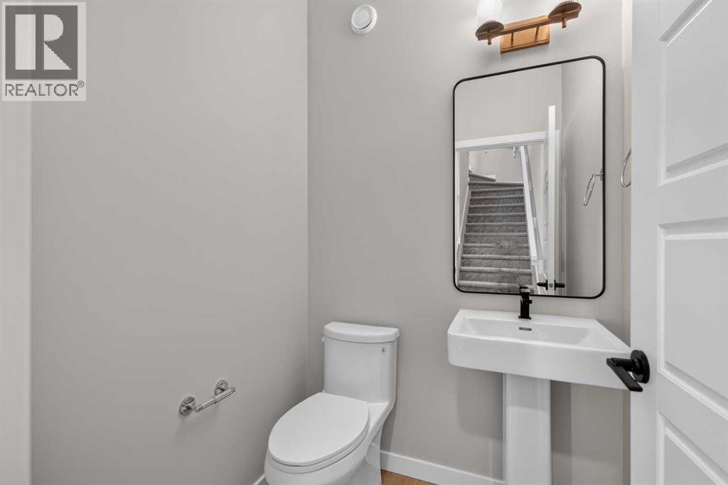 22 Chinook Winds Court SW, Airdrie, Alberta  T4B 5X6 - Photo 17 - A2334349