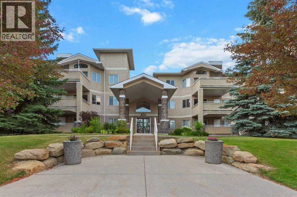 201, 20 Country Hills View NW, Calgary, Alberta
