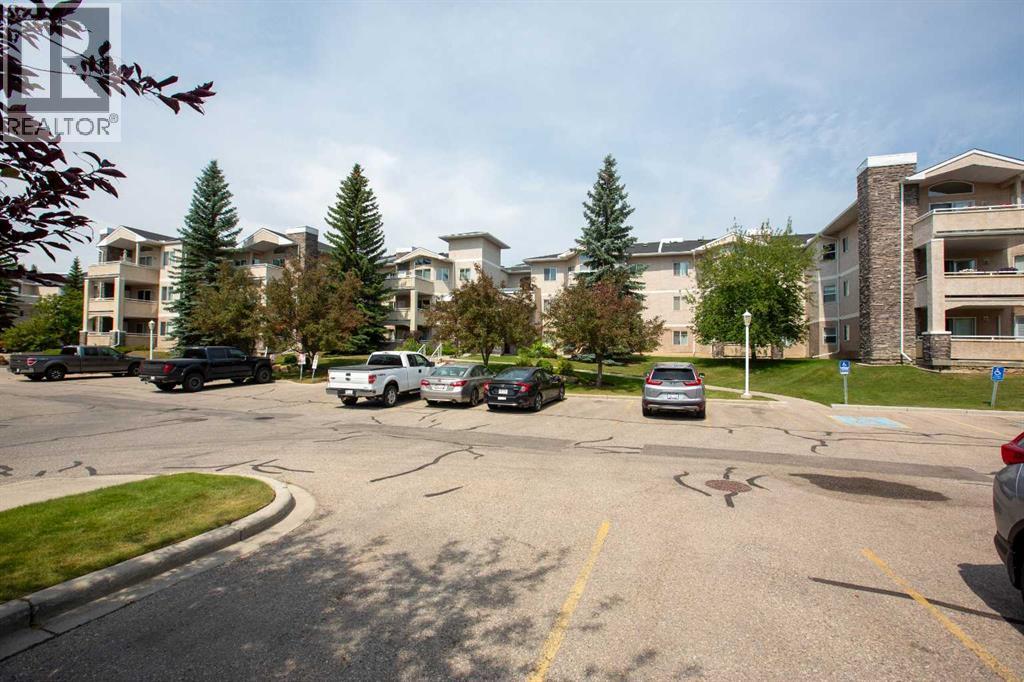 201, 20 Country Hills View NW, Calgary, Alberta  T3K 5A3 - Photo 24 - A2333972