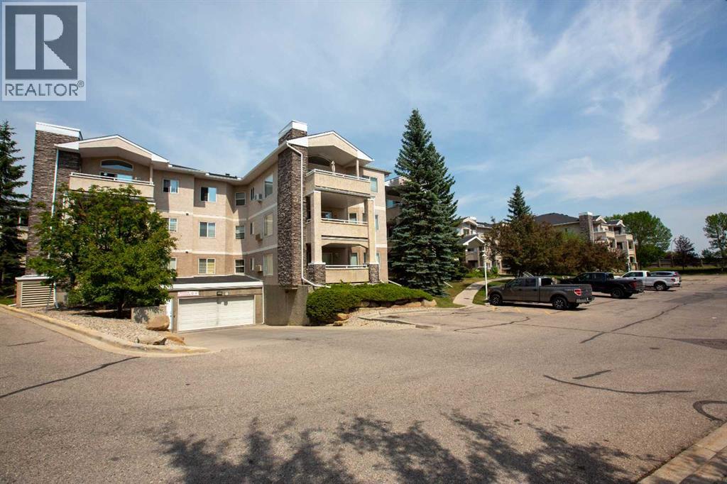 201, 20 Country Hills View NW, Calgary, Alberta  T3K 5A3 - Photo 25 - A2333972