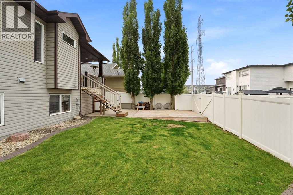 100 Vincent Close, Red Deer, Alberta  T4R 0H8 - Photo 39 - A2332128
