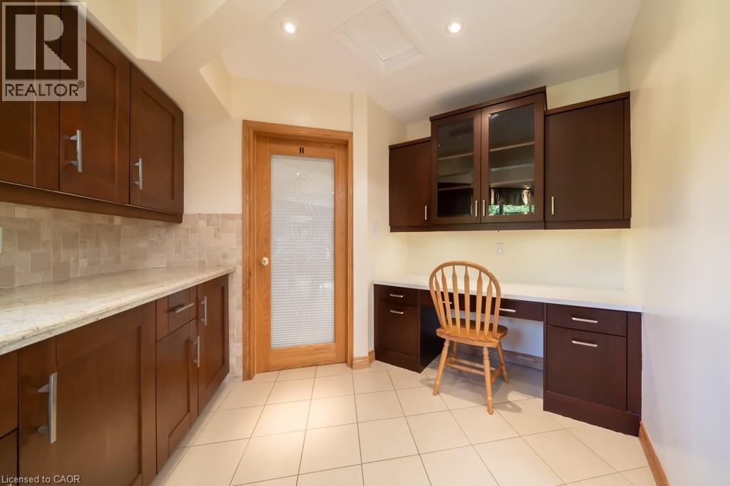 47 Westminster Avenue Unit# 4, Hamilton, Ontario  L9C 4L8 - Photo 6 - 40837119