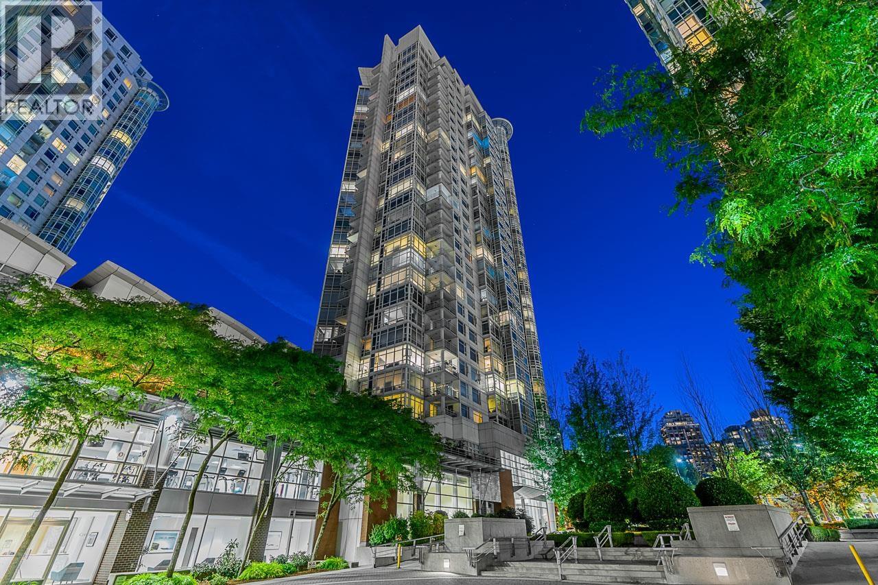 2207 198 AQUARIUS MEWS, Vancouver, British Columbia