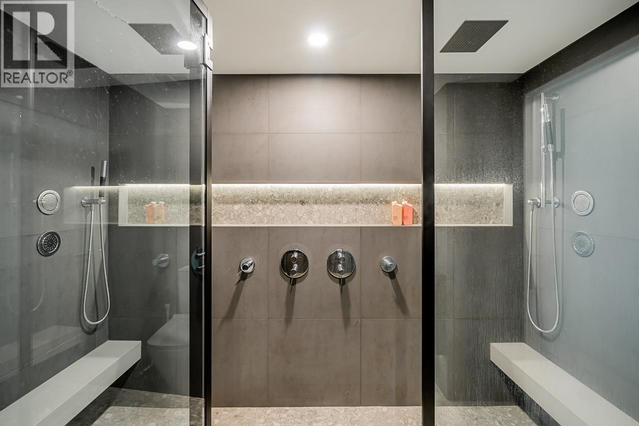 2207 198 Aquarius Mews, Vancouver, British Columbia  V6Z 2Y4 - Photo 22 - R3151969