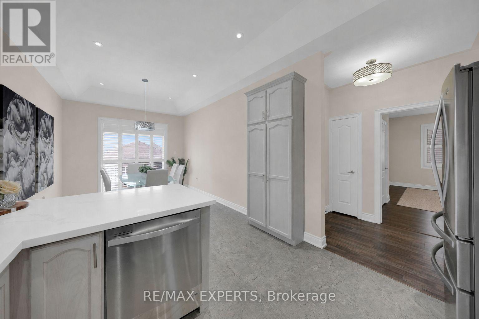 57 Hopkins Crescent N, Bradford West Gwillimbury, Ontario  L3Z 0R7 - Photo 18 - N13483460