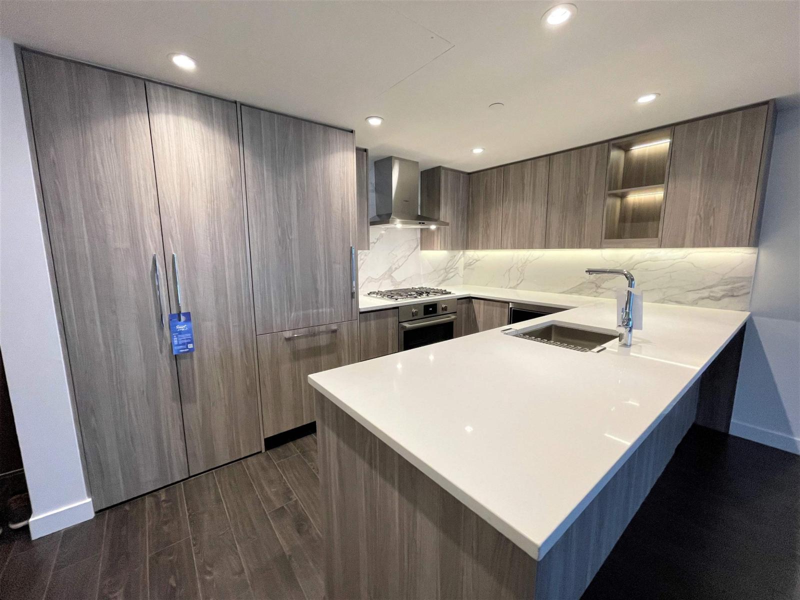 3303 9887 Whalley Boulevard, Surrey, British Columbia  V3T 0P4 - Photo 4 - R3134540