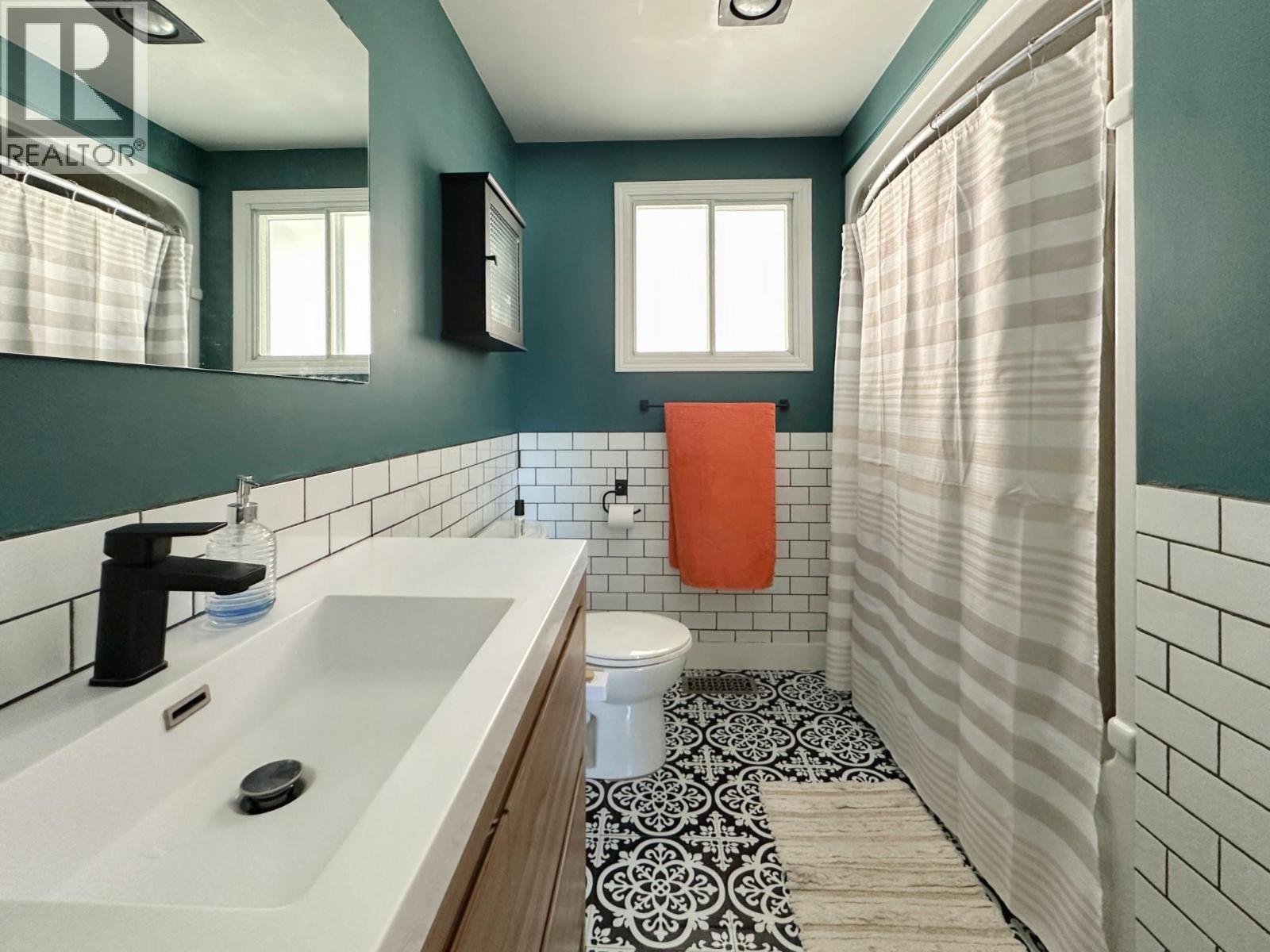 8505 70th Avenue, Osoyoos, British Columbia  V0H 1V0 - Photo 10 - 10391404