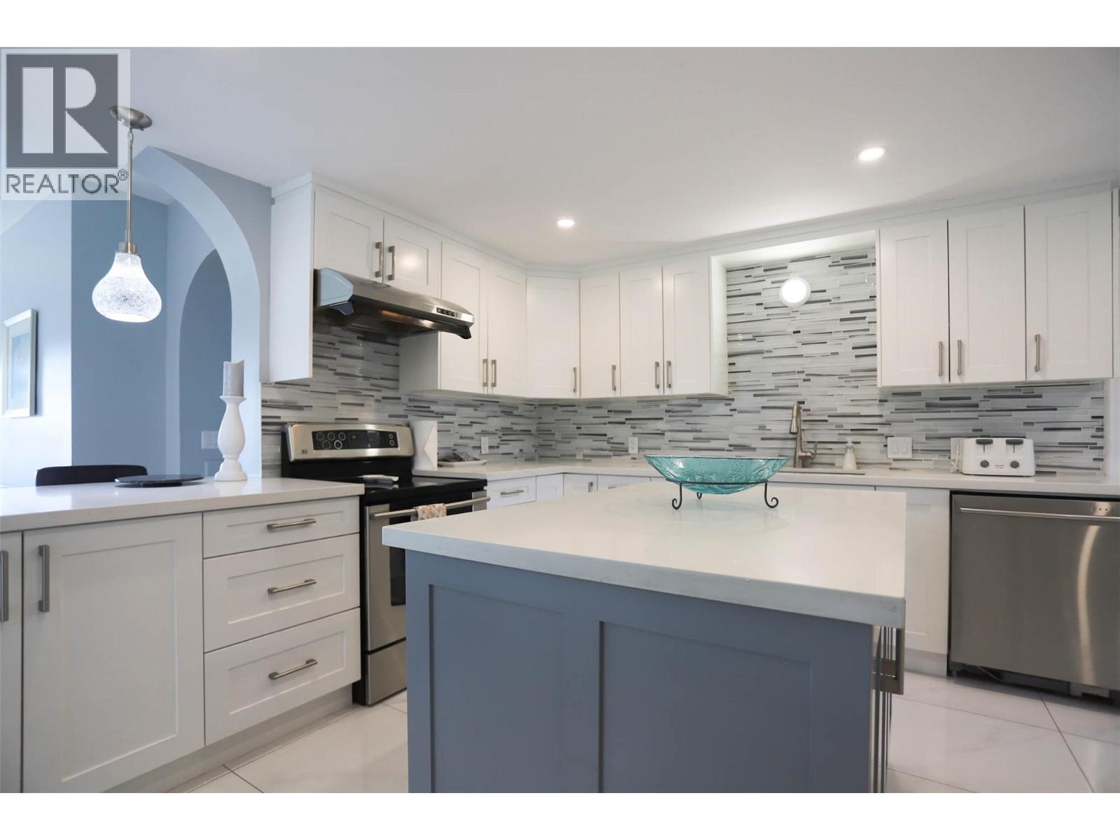 124 Mctavish Avenue, Kelowna, British Columbia  V1Y 5W3 - Photo 14 - 10389225