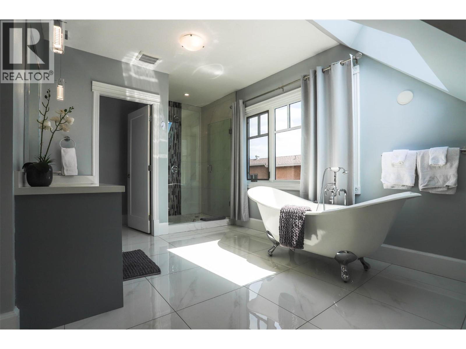 124 Mctavish Avenue, Kelowna, British Columbia  V1Y 5W3 - Photo 31 - 10389225