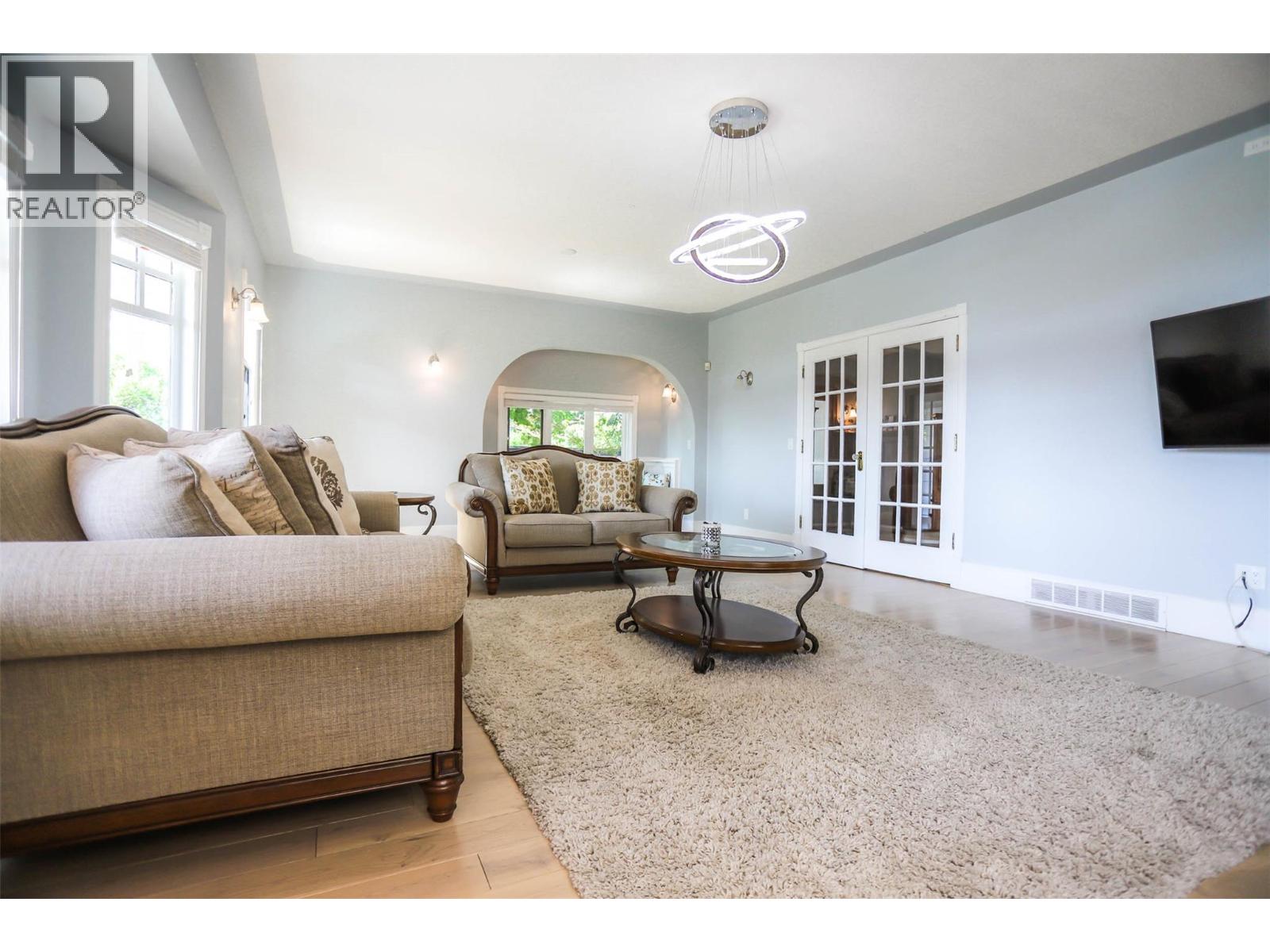 124 Mctavish Avenue, Kelowna, British Columbia  V1Y 5W3 - Photo 11 - 10389225