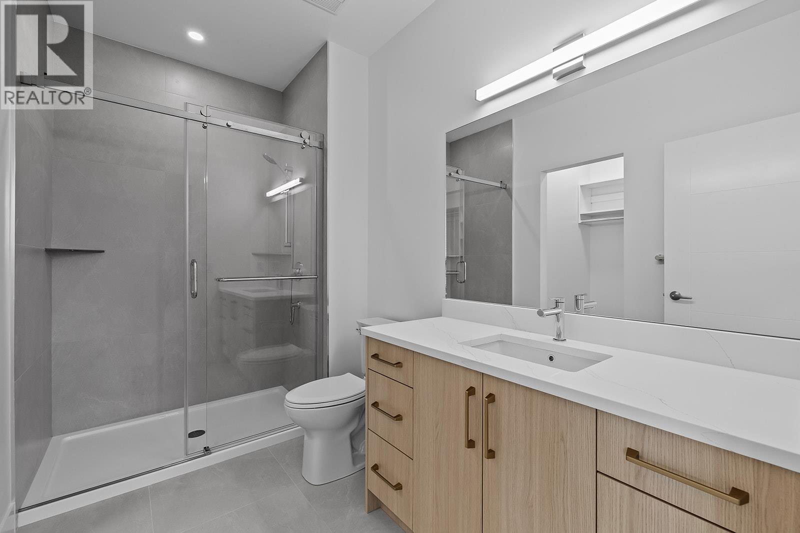 662 Birch Avenue Unit# 2 Kelowna, BC V1Y3H1_41