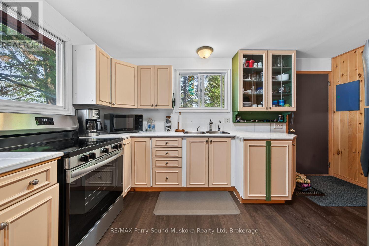 3 Robinson Road, Magnetawan, Ontario  P0A 1P0 - Photo 5 - X13623228