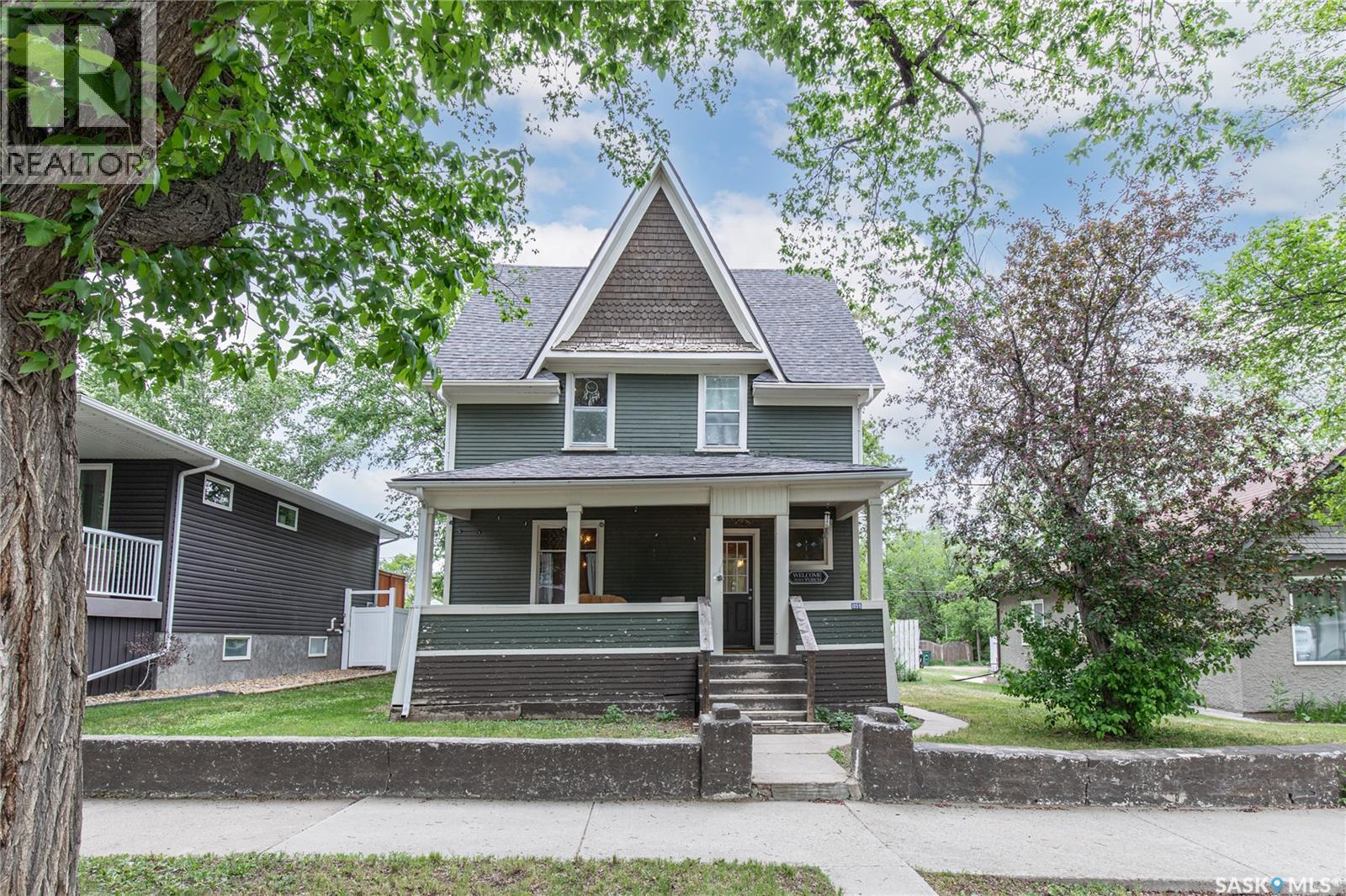 1059 Willow AVENUE, Moose Jaw, Saskatchewan
