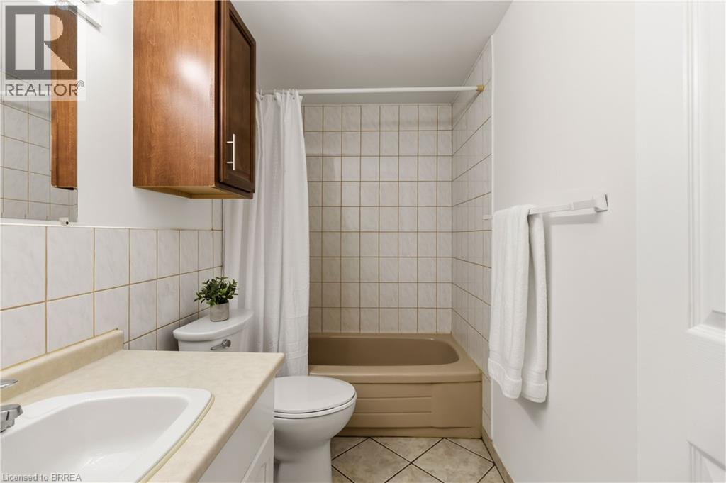 51 Metcalfe Crescent Unit# C, Brantford, Ontario  N3R 2L7 - Photo 26 - 40828766