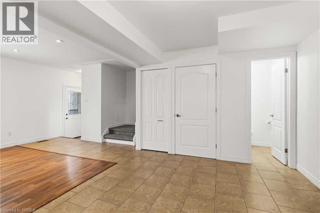 51 Metcalfe Crescent Unit# C, Brantford, Ontario  N3R 2L7 - Photo 14 - 40828766