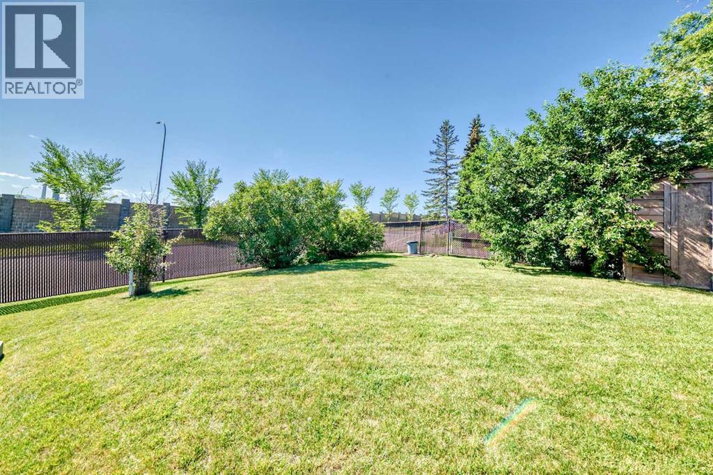 131 Ranchlands Court NW, Calgary, Alberta  T3G 1N8 - Photo 43 - A2309074