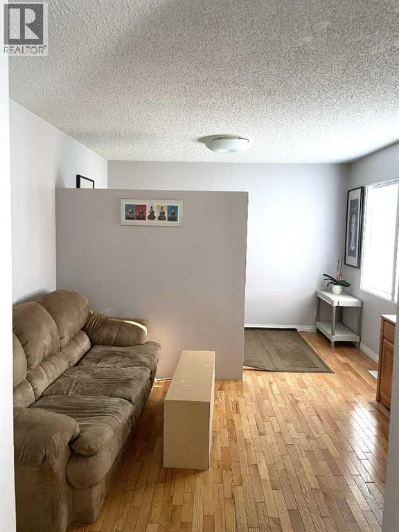 1611 Olympia Drive SE, Calgary, Alberta  T2C 1H6 - Photo 2 - A2332055