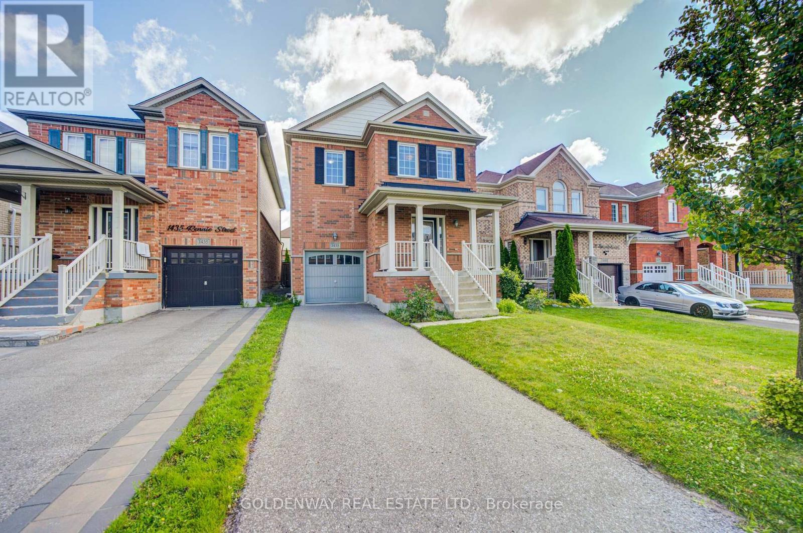 1433 RENNIE STREET, Oshawa, Ontario