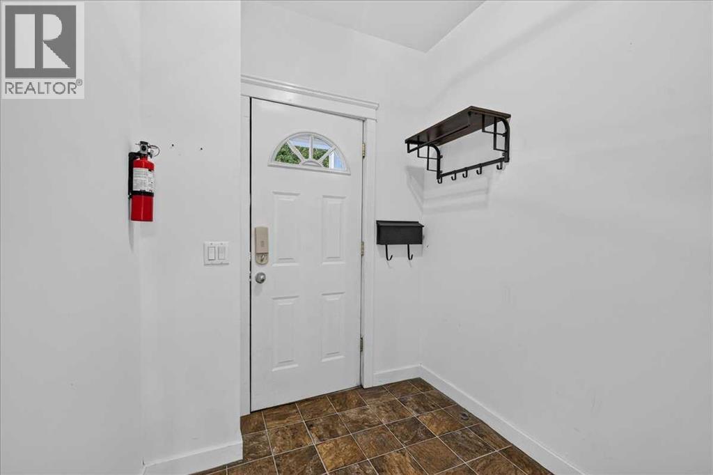 530 19 Avenue SW, Calgary, Alberta  t2s 0e3 - Photo 3 - A2332829