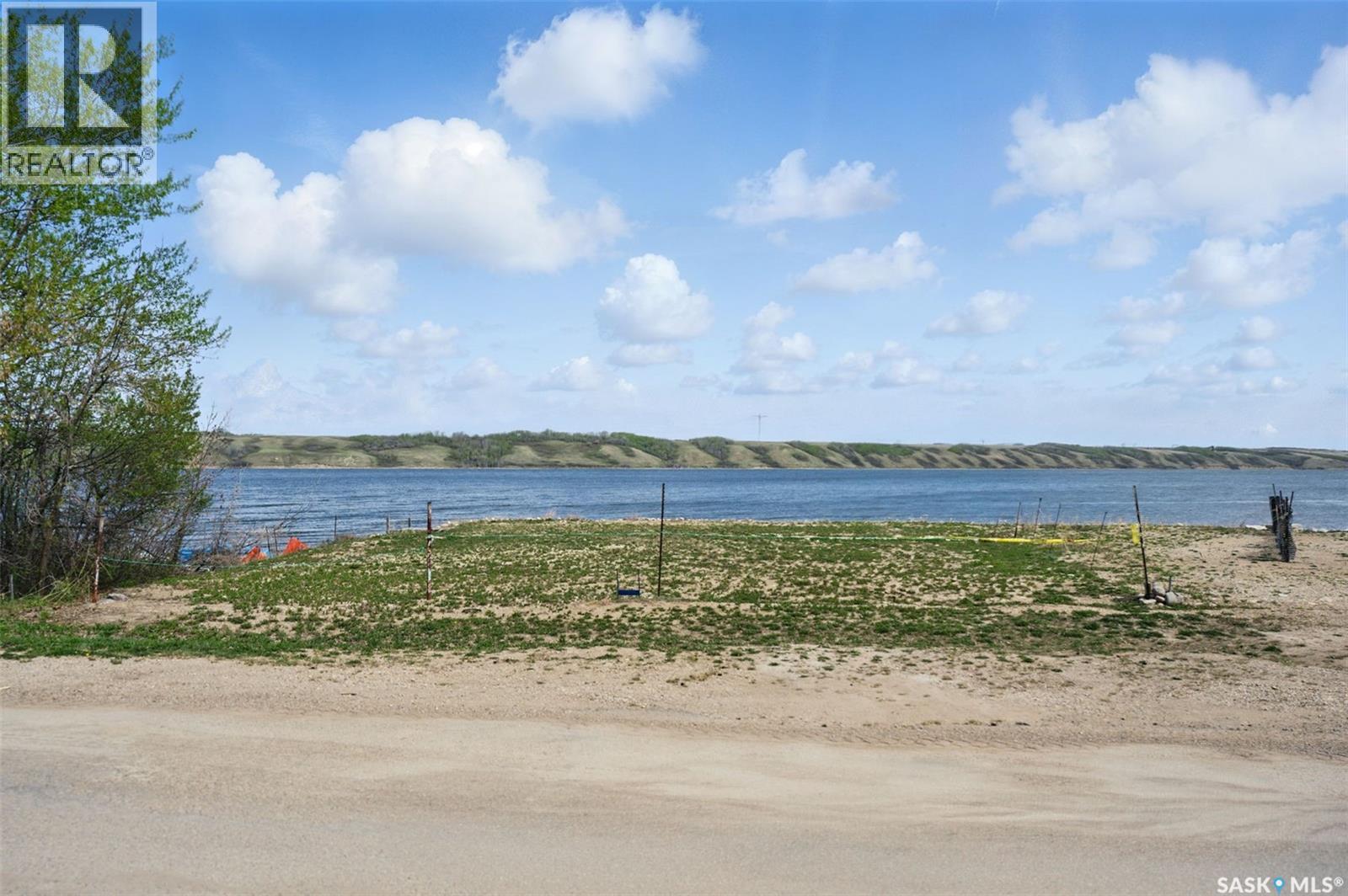 100 Maclachlan Avenue, Manitou Beach, Saskatchewan  S0K 4T1 - Photo 4 - SK044380