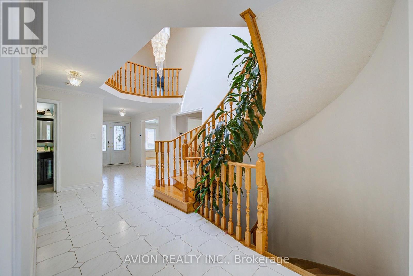 203 Valleymede Drive, Richmond Hill, Ontario  L4B 3S4 - Photo 19 - N13631178
