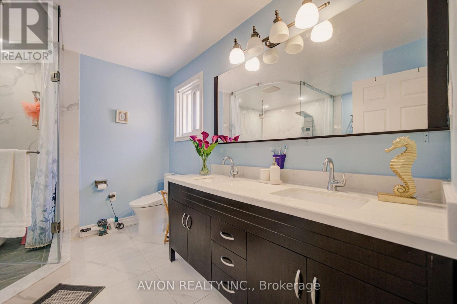 203 Valleymede Drive, Richmond Hill, Ontario  L4B 3S4 - Photo 23 - N13631178
