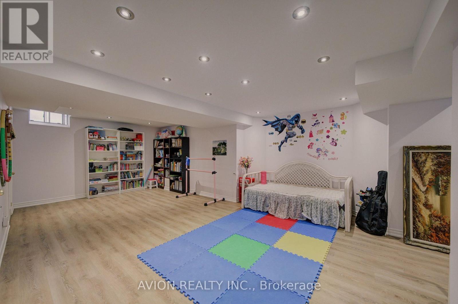 203 Valleymede Drive, Richmond Hill, Ontario  L4B 3S4 - Photo 37 - N13631178