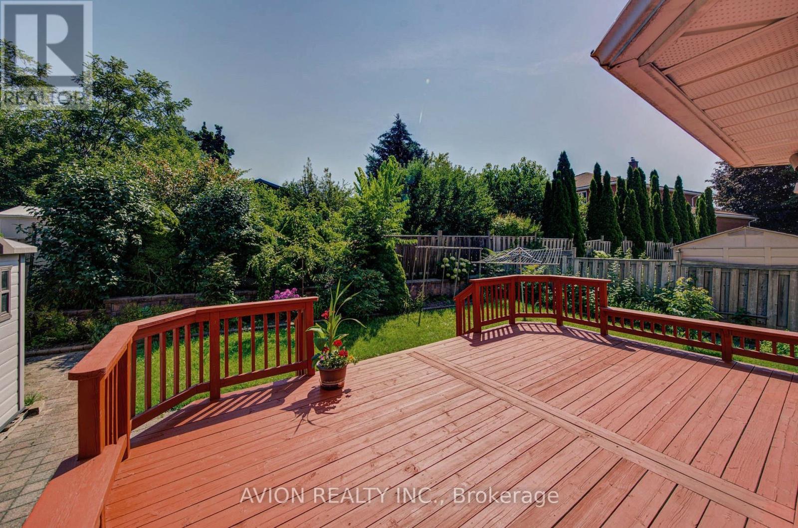 203 Valleymede Drive, Richmond Hill, Ontario  L4B 3S4 - Photo 47 - N13631178