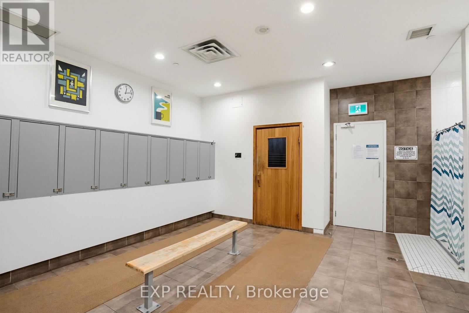 813 - 155 Legion Road N, Toronto, Ontario  M8Y 0A7 - Photo 37 - W13624400