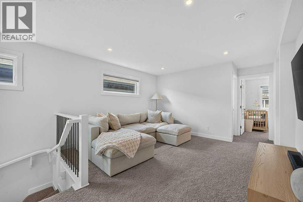 97 Rowmont Heath Nw, Calgary, Alberta  T3L 0H8 - Photo 30 - A2330980