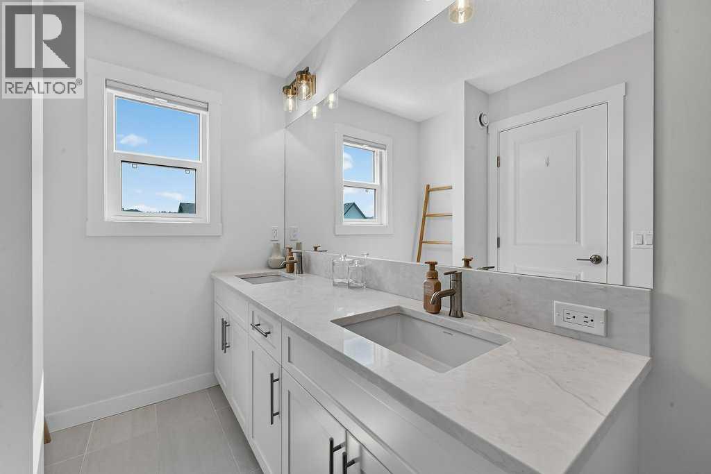 97 Rowmont Heath Nw, Calgary, Alberta  T3L 0H8 - Photo 28 - A2330980