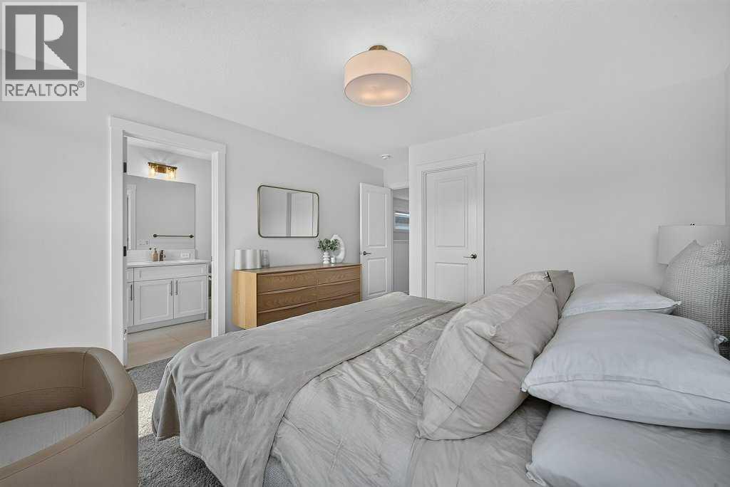 97 Rowmont Heath Nw, Calgary, Alberta  T3L 0H8 - Photo 26 - A2330980
