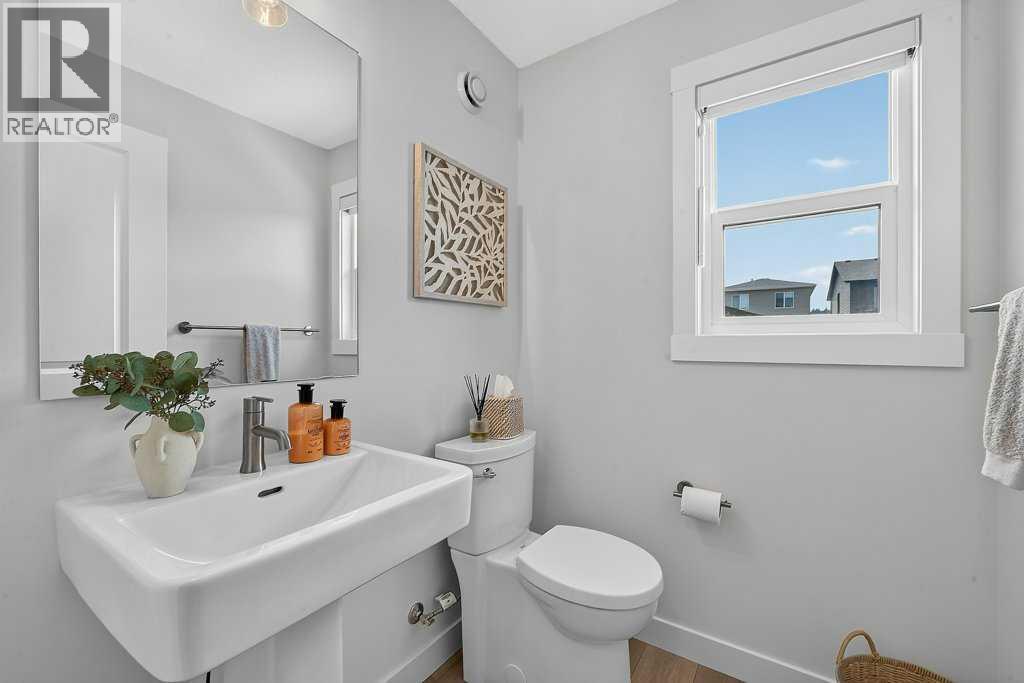 97 Rowmont Heath Nw, Calgary, Alberta  T3L 0H8 - Photo 24 - A2330980