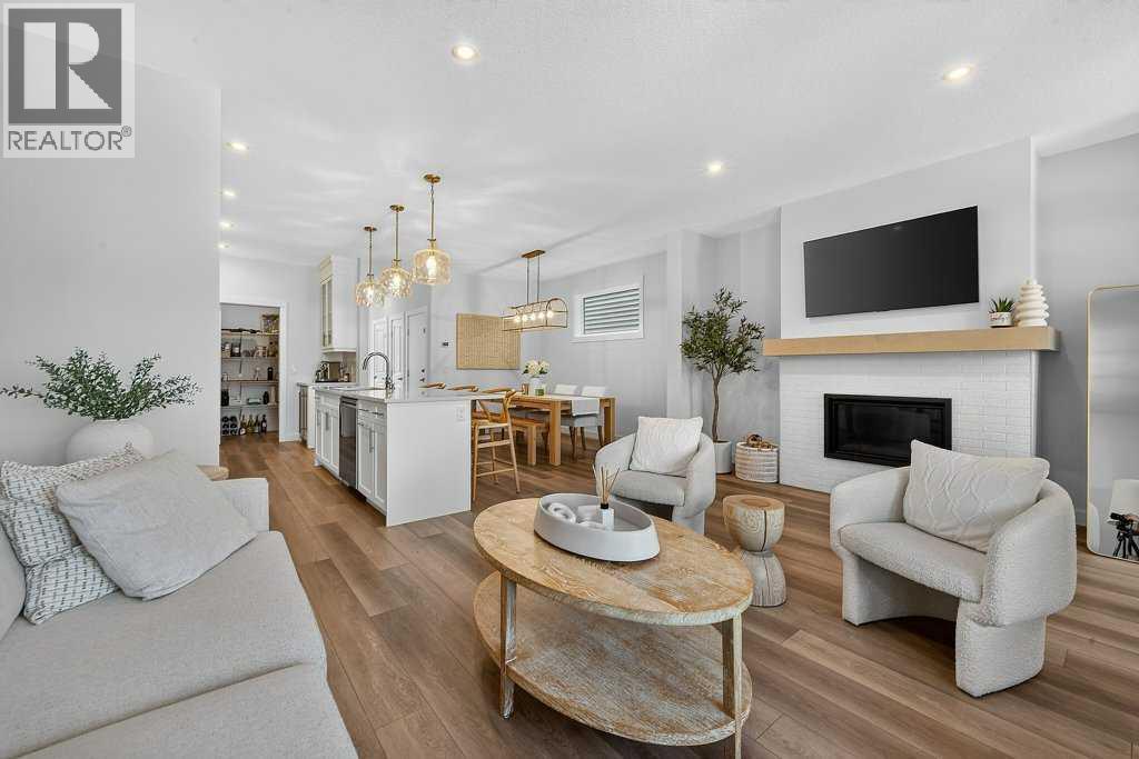 97 Rowmont Heath Nw, Calgary, Alberta  T3L 0H8 - Photo 3 - A2330980